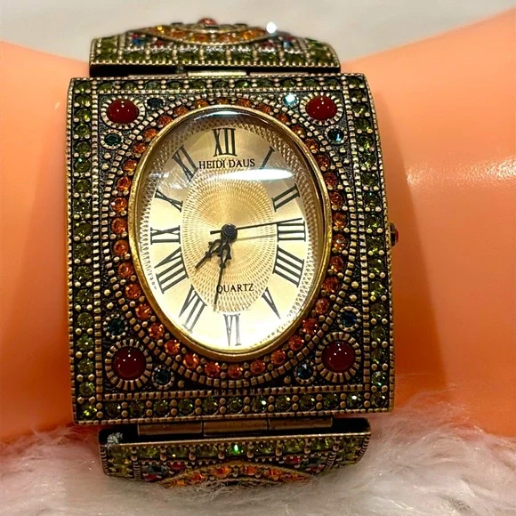 Heidi Daus WORKING Swarovski Crystals Vintage Bracelet Watch EUC Heidi Daus Wristwatches for sale - eBay main image 4
